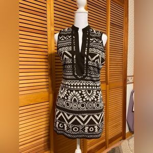 Women’s Sleeveless Top